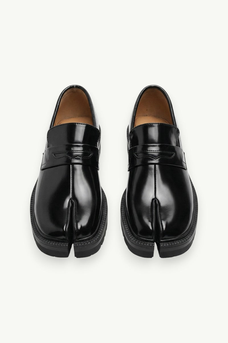 Maganda Split-Toe Leather Loafers